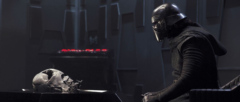 Illustration for article titled 48 Things We Learned From J.J Abrams' Director Commentary on The Force Awakens 3DÂ